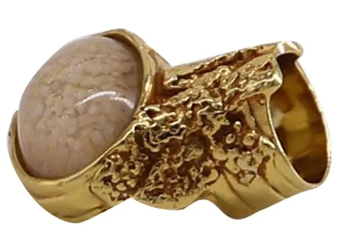 Anillo Saint Laurent Arty en metal dorado 