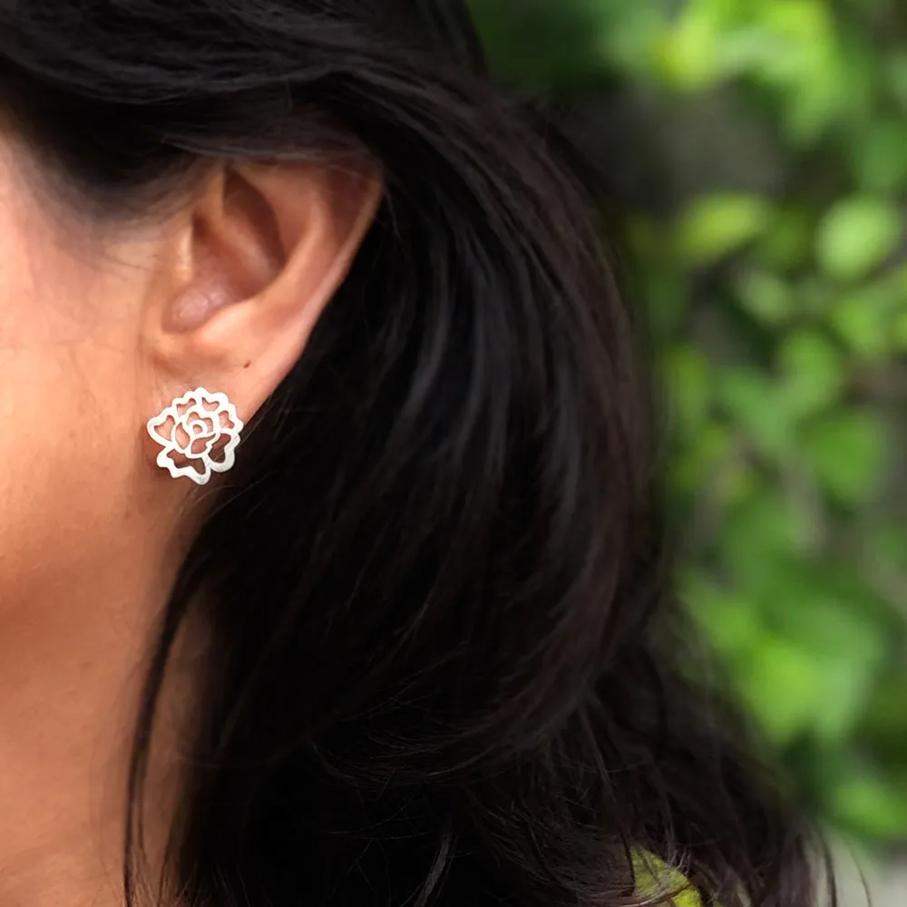 ARETES BROQUEL FLOR DEL ISTMO  PLATA
