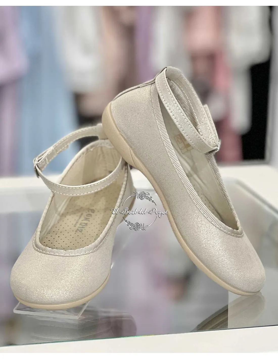 Bailarina Niña Ceremonia Dorado Perla Beig