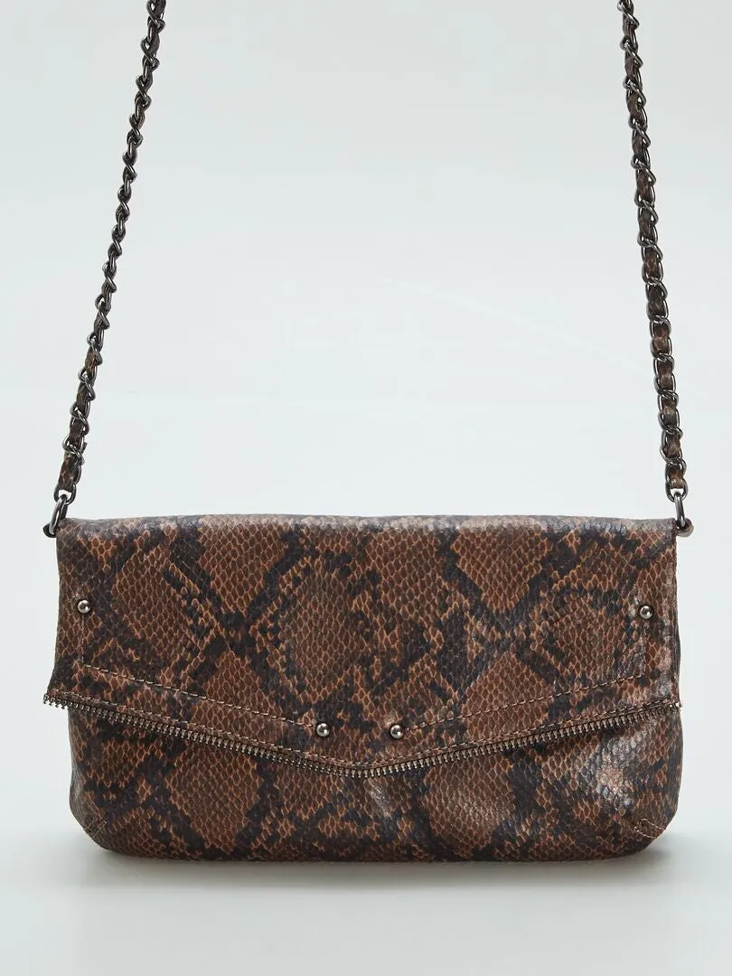 BOLSO SOBRE CON CADENA BANDOLERA  MARRON