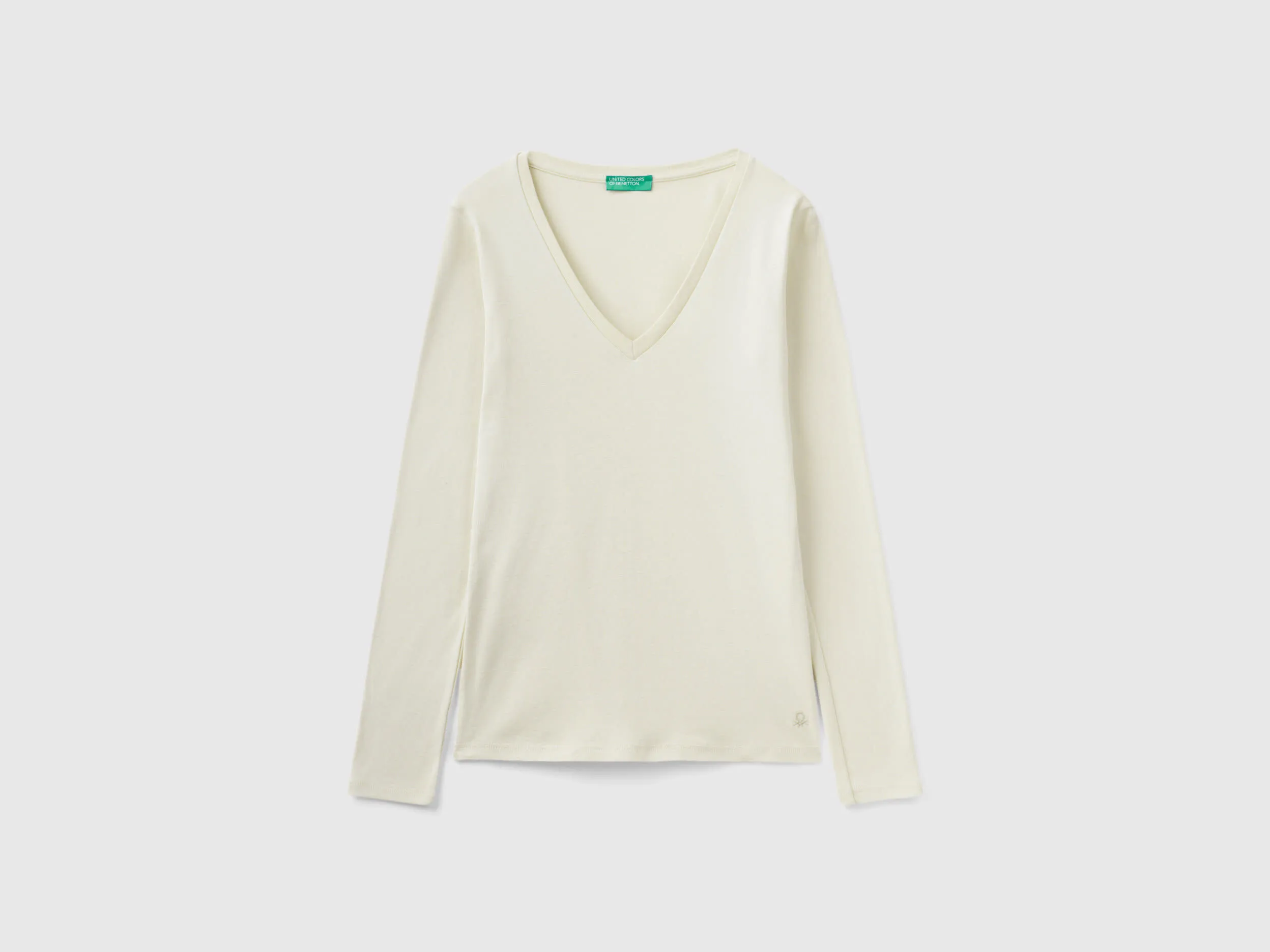 Camiseta de manga larga con escote de pico