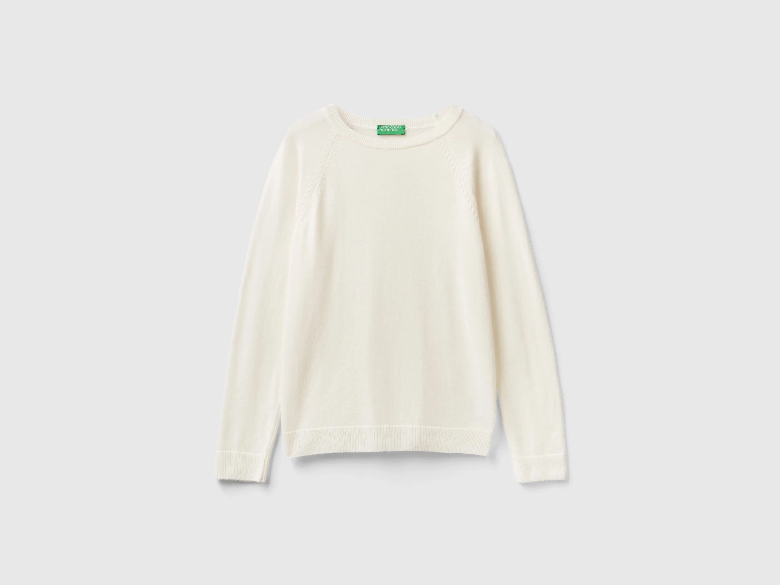Jersey de cuello redondo crema en mezcla de lana y cachemir