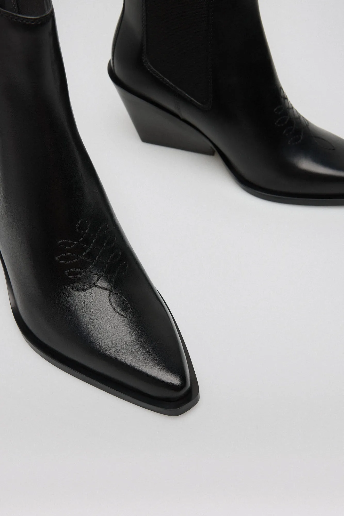 Pedro del Hierro Botín cowboy