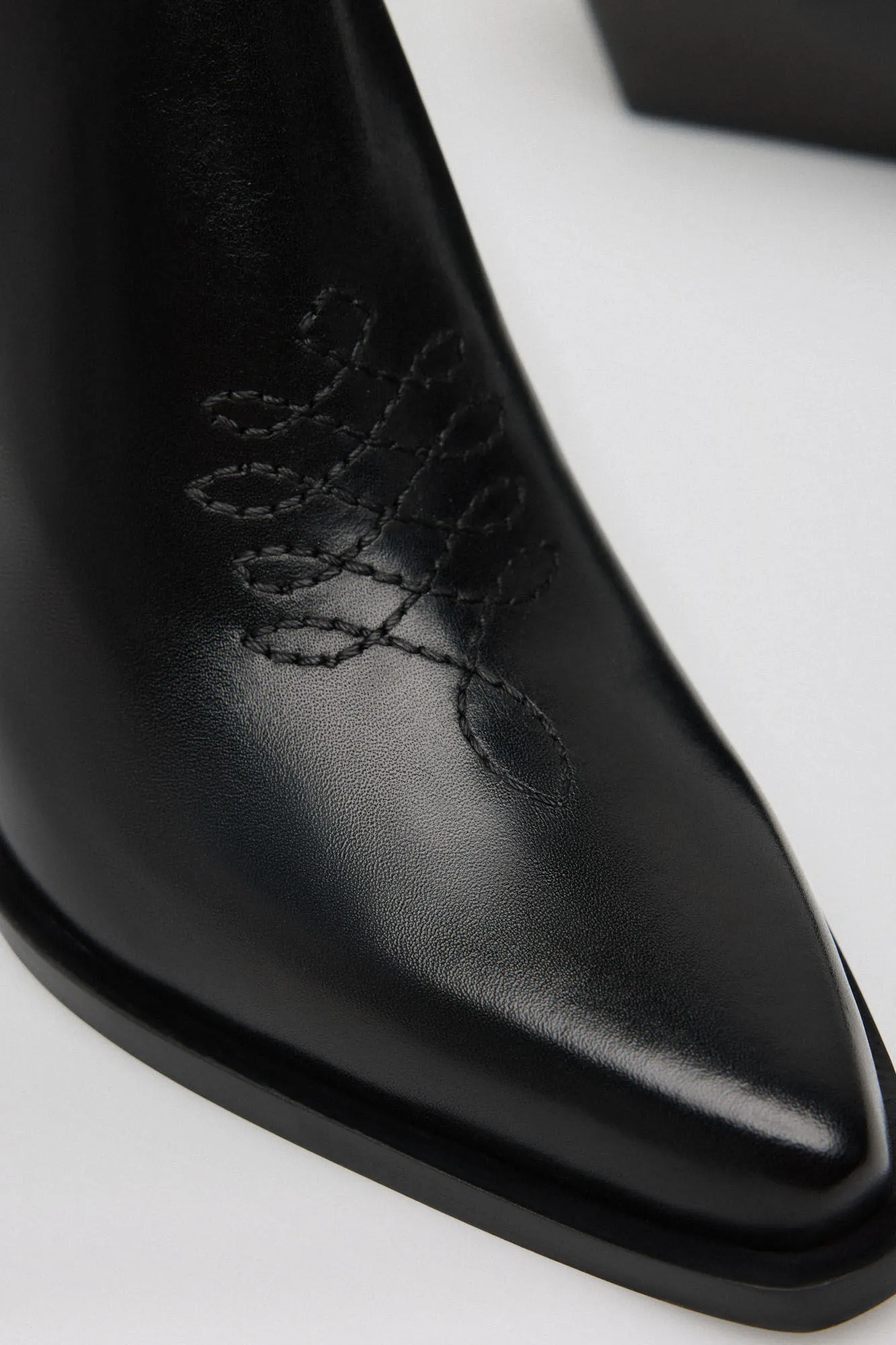 Pedro del Hierro Botín cowboy