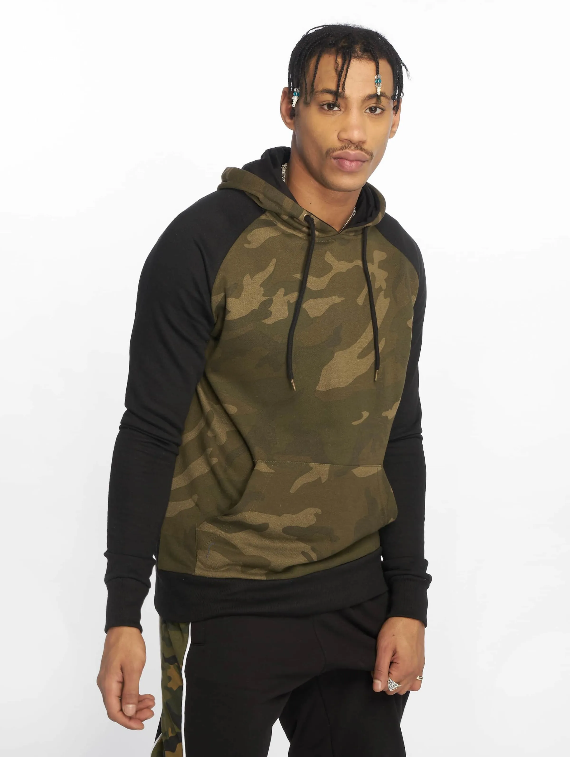 Urban Classics Camo Contrast Raglan