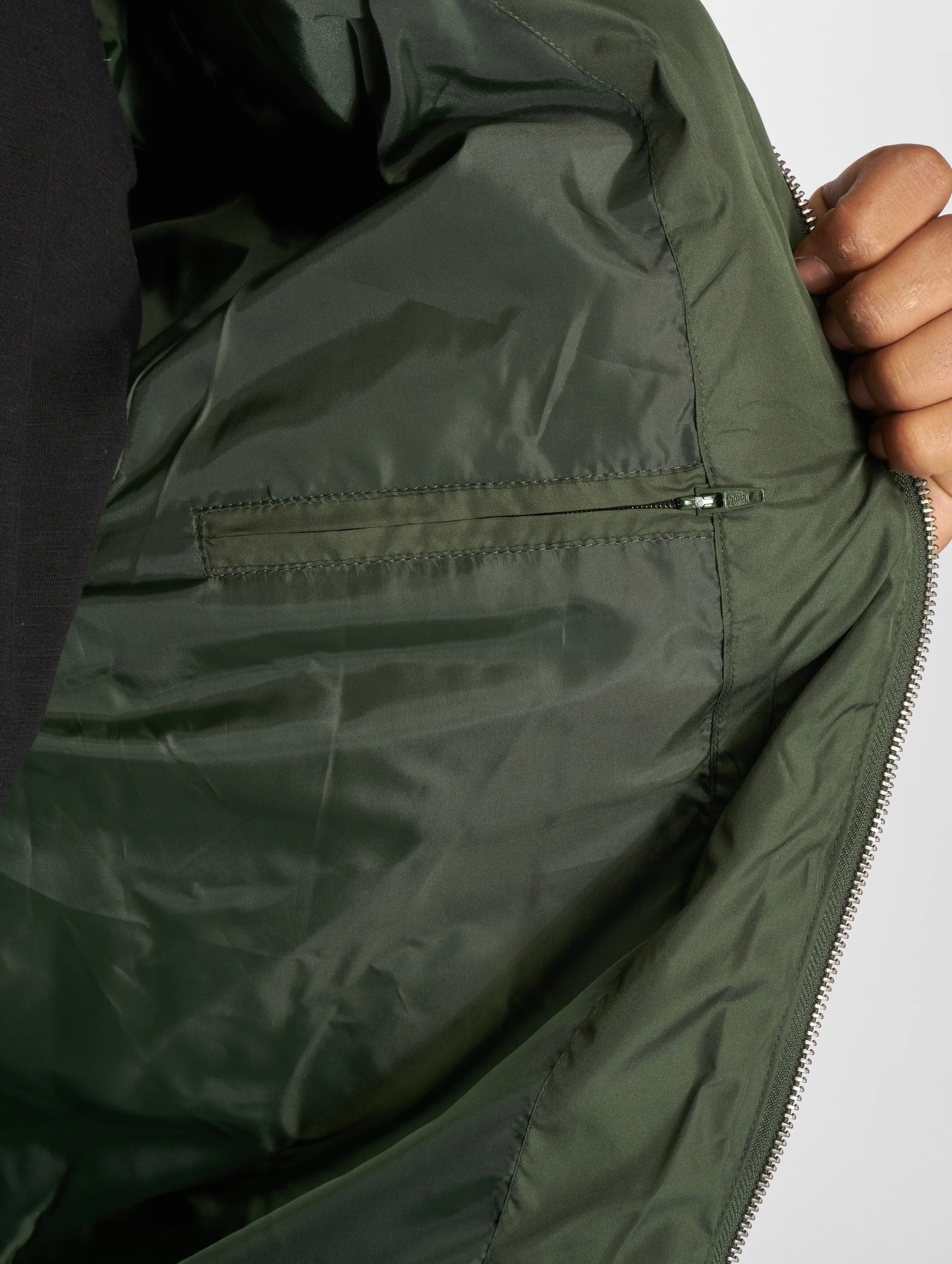 Urban Classics Diamond Quilt Nylon