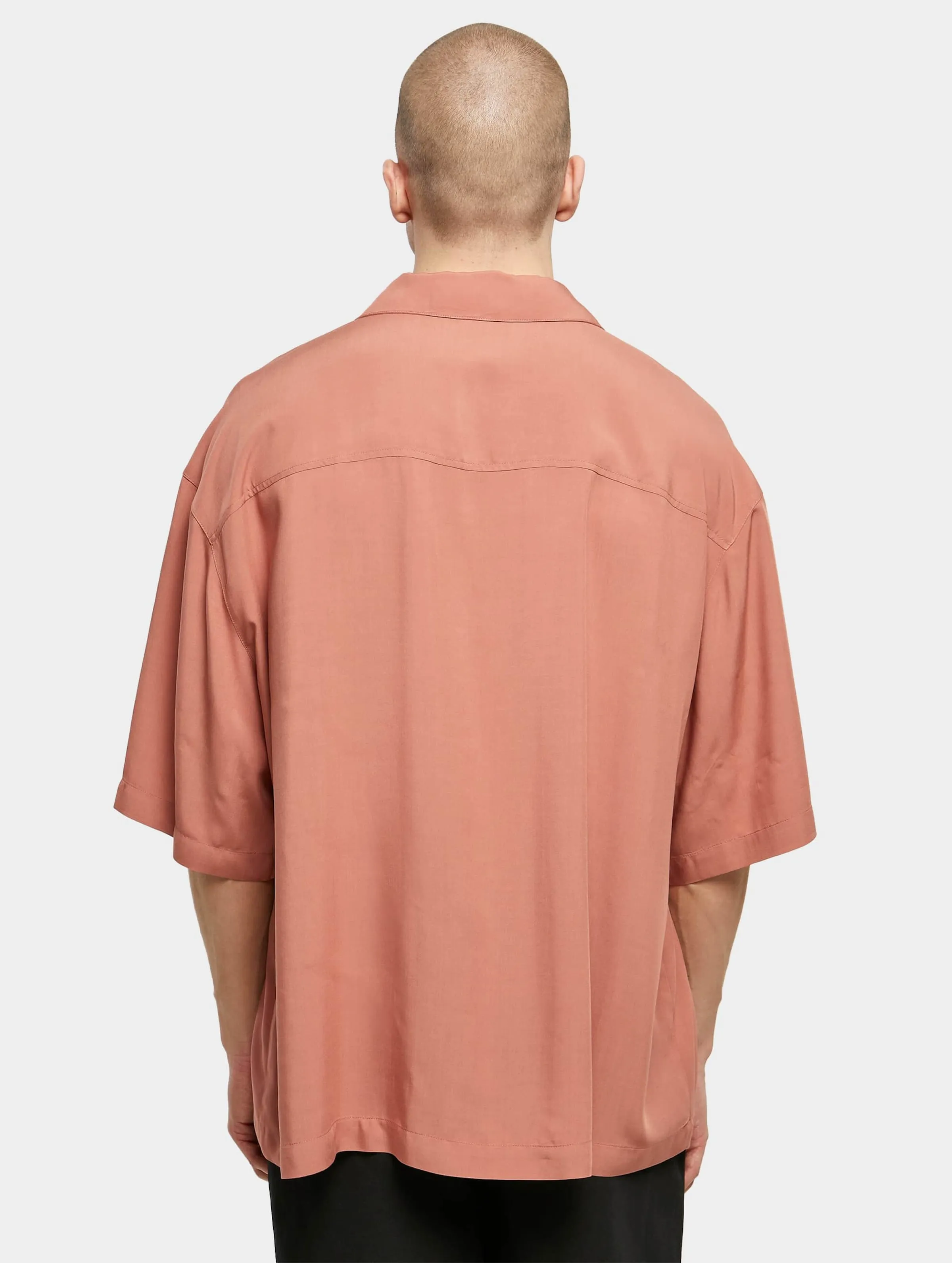 Urban Classics Oversized Resort