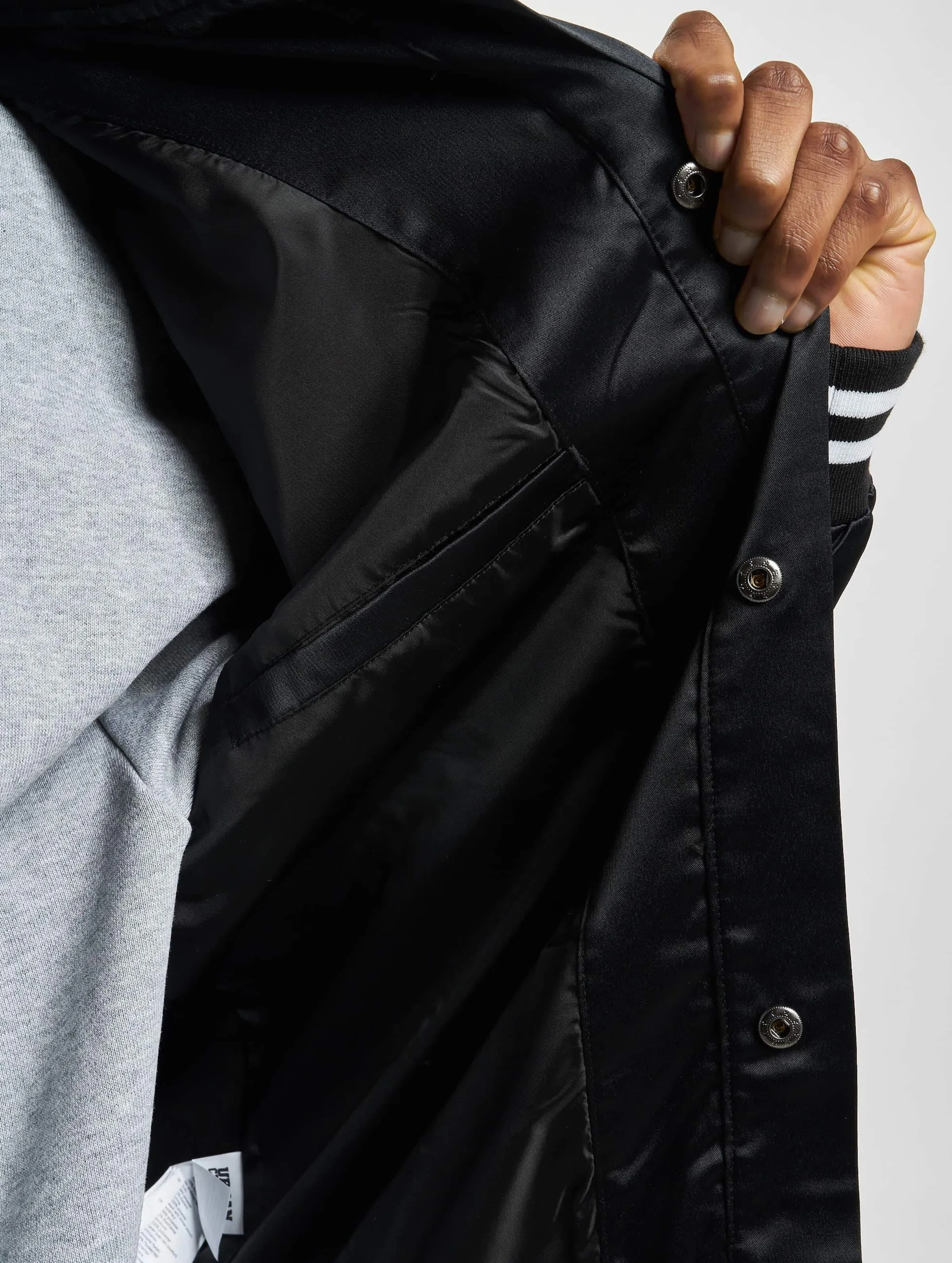 Urban Classics Satin