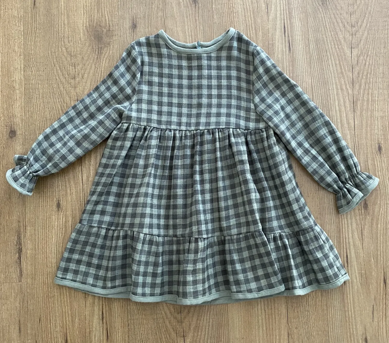 Vestido de cuadros colección Green Olive