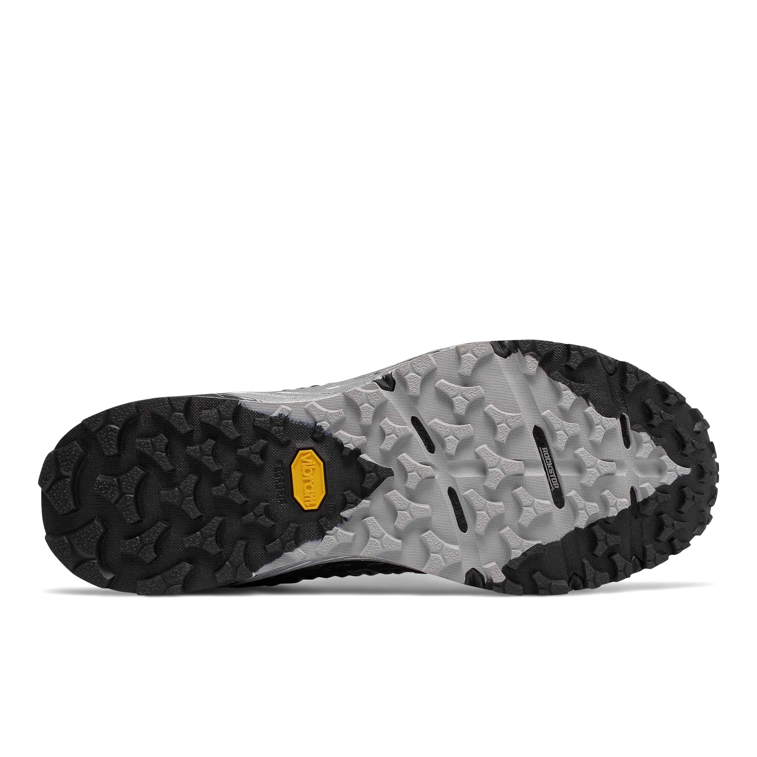 Zapatillas Trail Running Hombre New Balance Summit K.O.M. GTX Negra